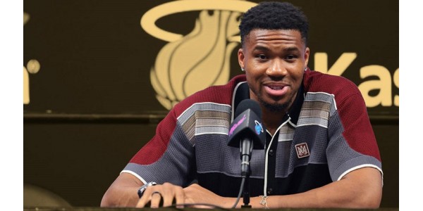 Los Golden State Warriors deberían centrarse en desarrollar su plantilla actual Los Golden State Warriors deberían centrarse en desarrollar su plantilla actual